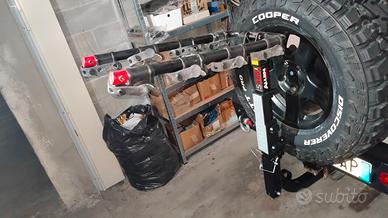 Portabici 4 posti per gancio USA (quadro)