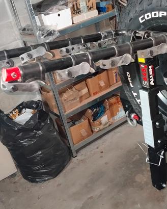 Portabici 4 posti per gancio USA (quadro)
