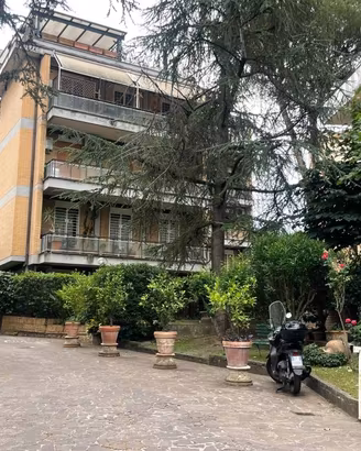 Appartamento di 120 m² con 3 locali e box auto dop