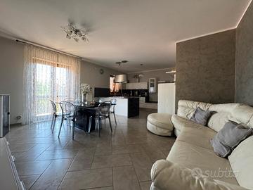 Trilocale con box