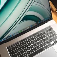 i9 32/1TB Apple MacBook Pro 16” TouchBar