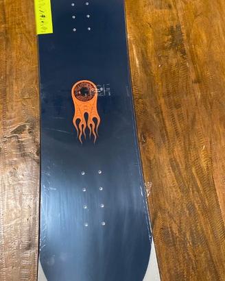 Tavola snow Drake League 148cm