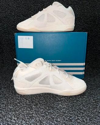 Adidas BadBo 1.0 "Bad Bunny Resilience" - 42 EU