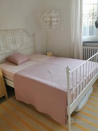 ikea letto bianco metallo 140 200