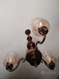 Lampadario vintage in legno, italiano a 3 bracci