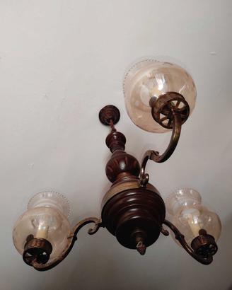 Lampadario vintage in legno, italiano a 3 bracci