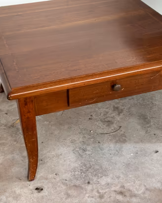 Tavolino quadrato in legno da sala con cassetto