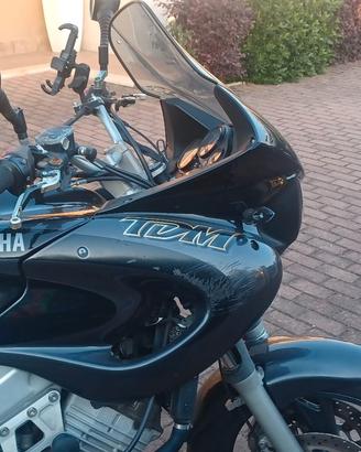 YAMAHA TDM 850