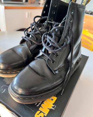 Dr. Martens nere taglia 38