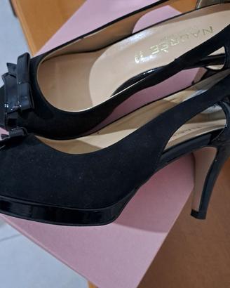 scarpe nere
