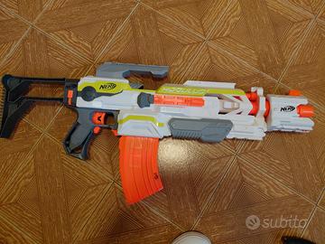 Pistole Nerf grandi