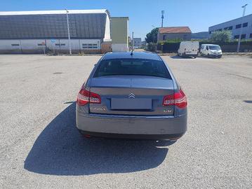 Citroen C5 
C5
2.2 HDi 16V Bi-Turbo Exclusive