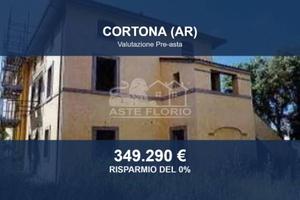 Immobile in asta di 487 m² a Cortona