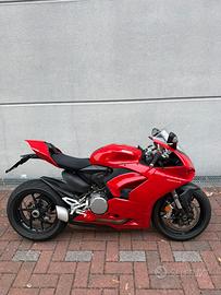 Ducati panigale v2
