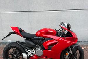Ducati panigale v2