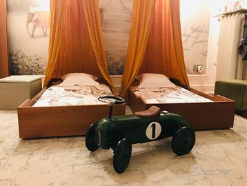 Lettini bambini Montessori