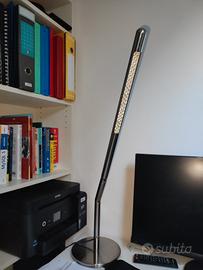 lampada da tavolo inox a LED