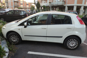 Grande Punto Natural Power Dynamic Full Optional