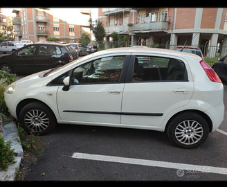 Grande Punto Natural Power Dynamic Full Optional