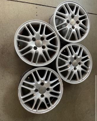 4 CERCHI LEGA DA 15 USATI FORD FOCUS 257188