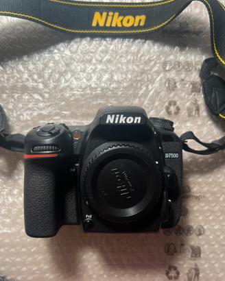 Nikon D7500 Reflex Corpo