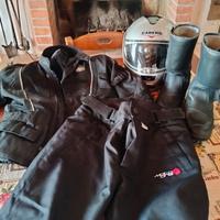 abbigliamento femminile per motociclisti