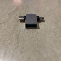 Adattatore USB Multiporta/OTG
