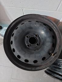 Cerchioni fiat punto evo in ferro per ruota 15"