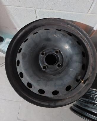 Cerchioni fiat punto evo in ferro per ruota 15"