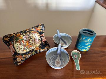 Oggetti decorativi in ceramica stile orientale