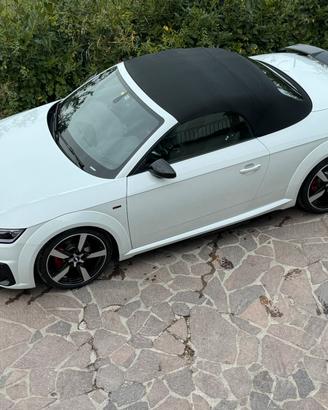 AUDI TT MK3 ROADSTER COMPETITION