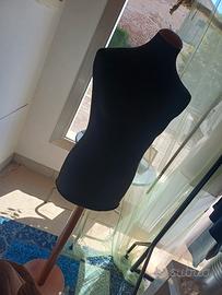 manichino uomo con base legno