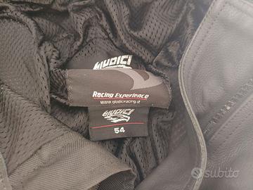 Giacca e pantaloni moto usati