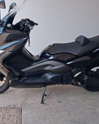 TMAX 500