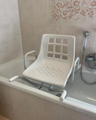 Sedia girevole per vasca da bagno