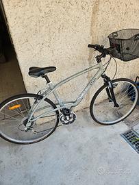 Bici B'Twin Triban Trail 6061 Donna 