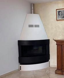 stufa a pellet ad angolo Eva calor 10 kw
