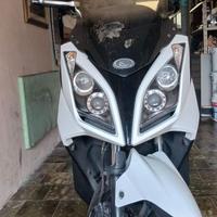 Kymko Downtown 300i