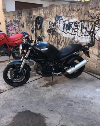 ducati monster 695