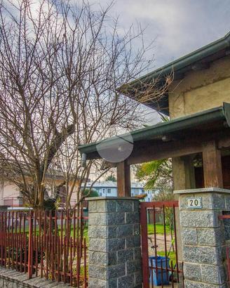 VILLA SINGOLA A GARBAGNATE MILANESE