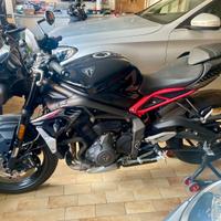 Triumph Street Triple - 2022