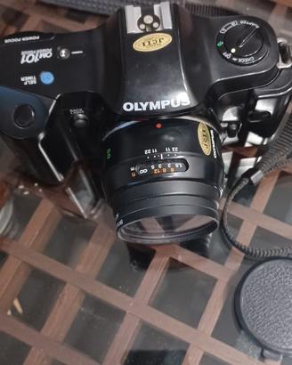 Fotocamera Olympus OM 101 e accessori