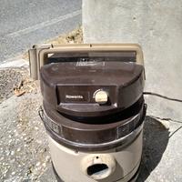 aspirapolvere 