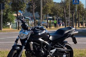 Yamaha fz6 naked