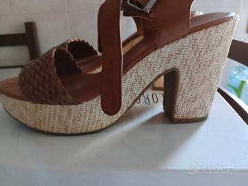 Sandali da donna con zeppa