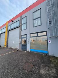 Deposito merci/Stoccaggio Posti Pallet