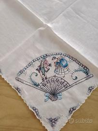 fazzoletto ricamato vintage