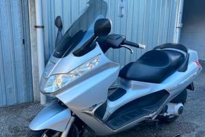 Piaggio X8 250