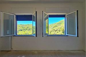 Attico / Mansarda di 99 m² con 3 locali e posto au