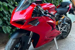 Ducati panigale V2